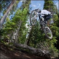 Danny Hart Joins Giant - Second Image